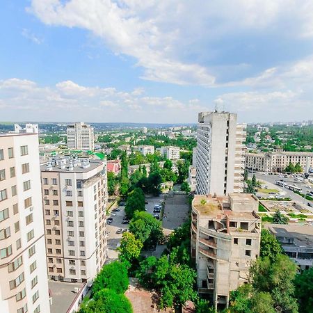 Double Skyhouse Exclusive Apartments Chisinau Exterior photo