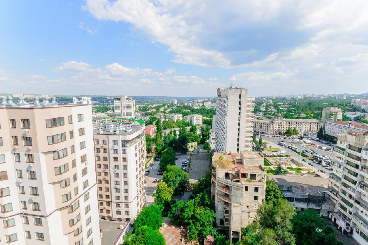 Double Skyhouse Exclusive Apartments Chisinau Exterior photo