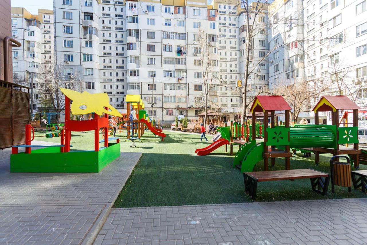 Double Skyhouse Exclusive Apartments Chisinau Exterior photo