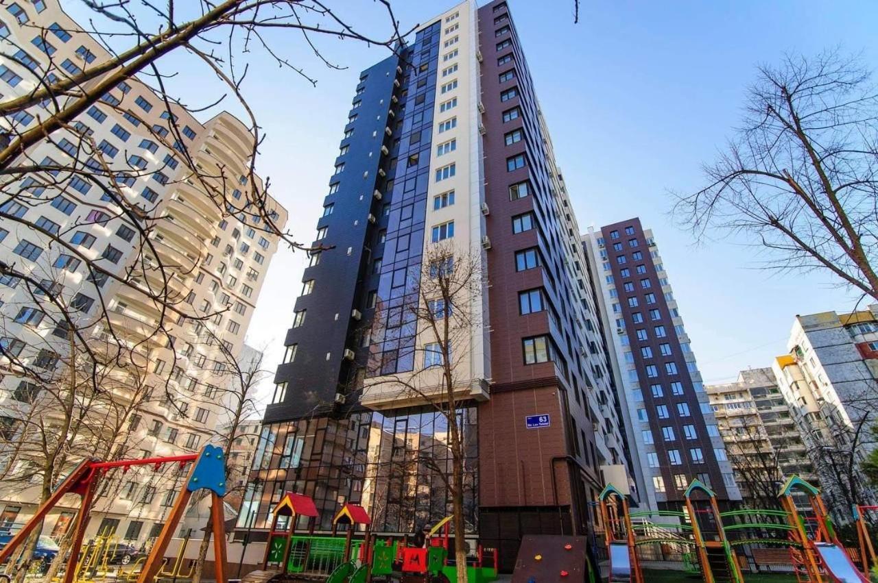 Double Skyhouse Exclusive Apartments Chisinau Exterior photo