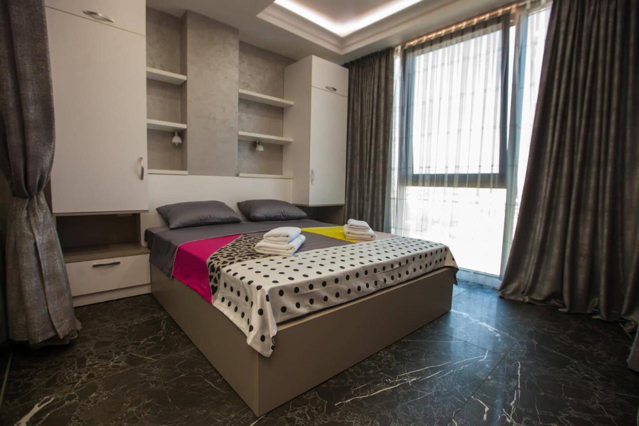 Double Skyhouse Exclusive Apartments Chisinau Exterior photo