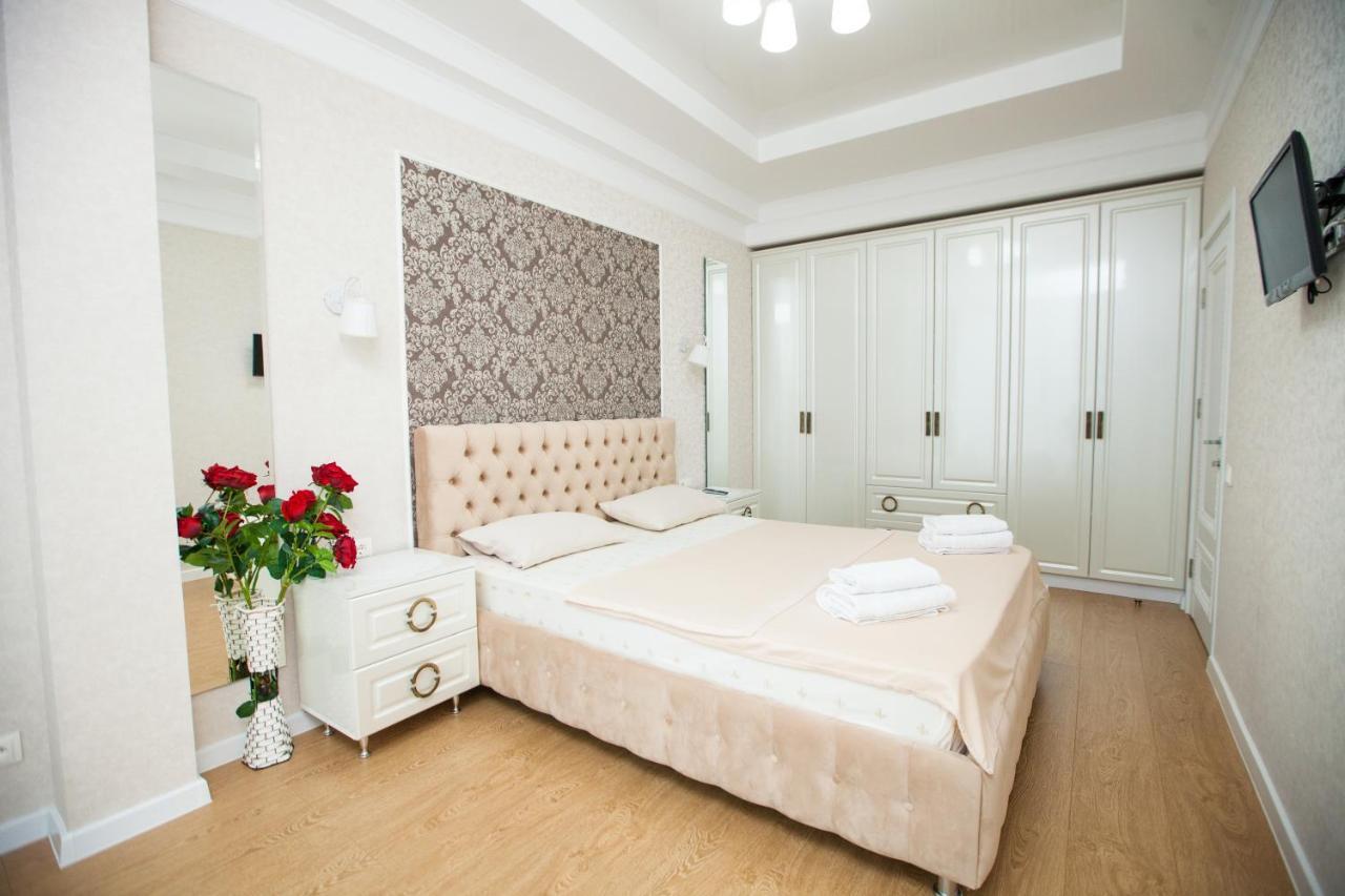 Double Skyhouse Exclusive Apartments Chisinau Exterior photo