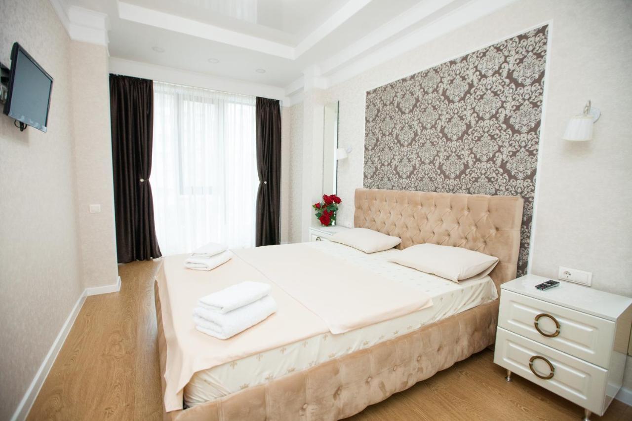 Double Skyhouse Exclusive Apartments Chisinau Exterior photo