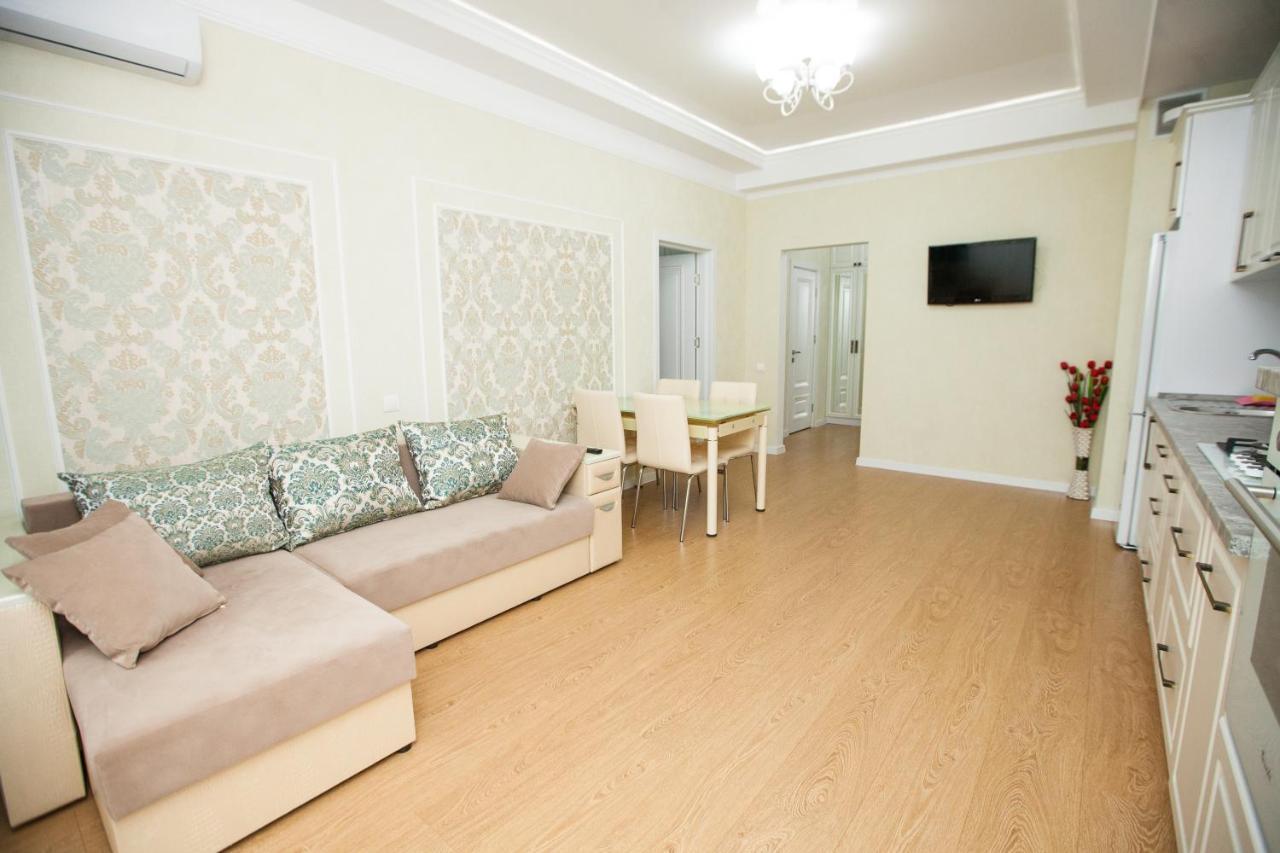 Double Skyhouse Exclusive Apartments Chisinau Exterior photo